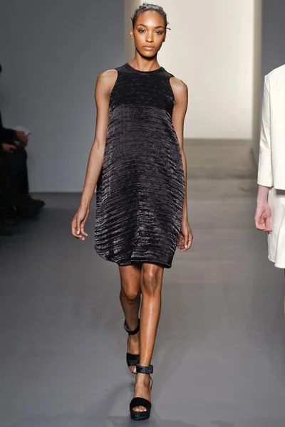 Look 29